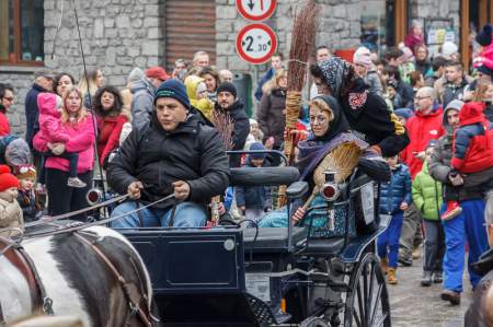 Befane in carrozza
